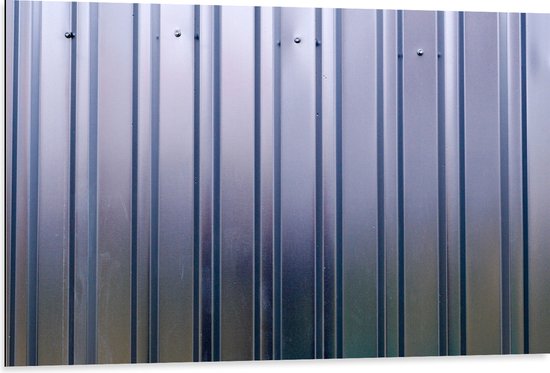 Dibond - Verticale Strepen op Metaal - 105x70 cm Foto op Aluminium (Met Ophangsysteem)