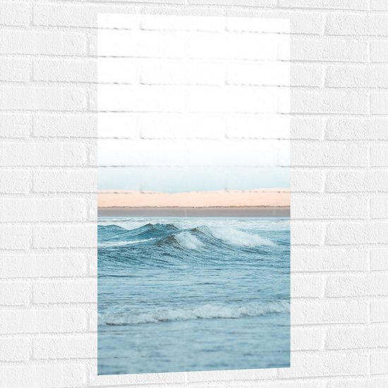 Muursticker - Licht Blauwe Zee met Kleine Golven - 50x100 cm Foto op Muursticker