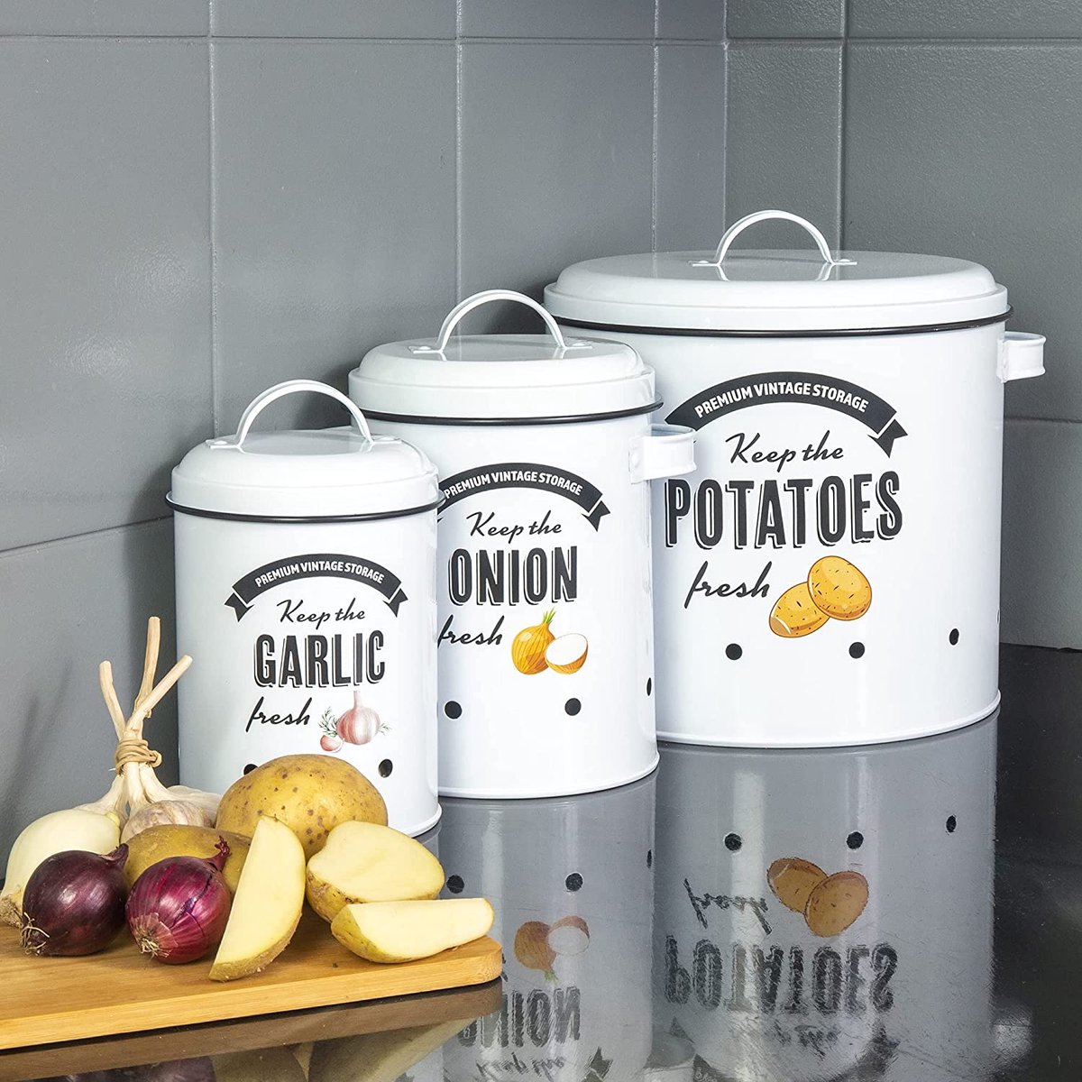 EOPUOZS Aardappelhouder voor de keuken, set met 3 containers voor aardappelen, uien en knoflook met bamboedeksel en ventilatiegaten, ruimtebesparend, retro design (zwart EOPUOZS Aardappelhouder voor de keuken, set met 3 containers voor aardappelen, uien en knoflook met bamboedeksel en ventilatiegaten, ruimtebesparend, retro design (zwart