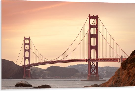 Dibond - Rode Brug - San Francisco - 105x70 cm Foto op Aluminium (Wanddecoratie van metaal)