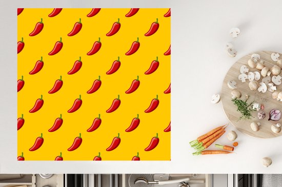 KitchenYeah® Inductie beschermer 78x78 cm - Patroon van hete pepers - Kookplaataccessoires - Afdekplaat voor kookplaat - Inductiebeschermer - Inductiemat - Inductieplaat mat