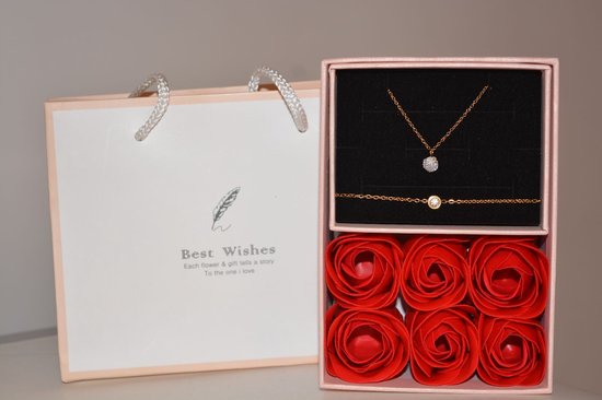 Valentijn cadeau voor haar - Rozen Giftbox met ketting en armband - Sieraden doos - cadeau voor vriendin - Cadeautje voor vrouw - Valentijn Geschenkset - Geschenkdoos - Blackfriday - gouden ketting -gouden armband -dames sieraden- kerst cadeau