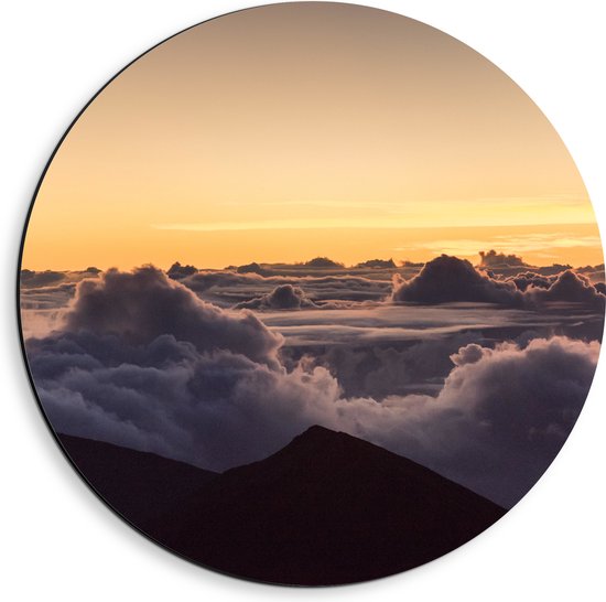 Dibond Muurcirkel - Bergen boven de Wolken - Hawaii - 40x40 cm Foto op Aluminium Muurcirkel (met ophangsysteem)