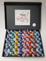Chocolade Ballen Proeverij Pakket Groot | 40 stuks Lindt chocolade met Mystery Card 'Happy Birthday to You' met persoonlijke (video)boodschap | Chocoladepakket | Feestdagen box | Chocolade cadeau | Valentijnsdag | Verjaardag | Moederdag | Vaderdag