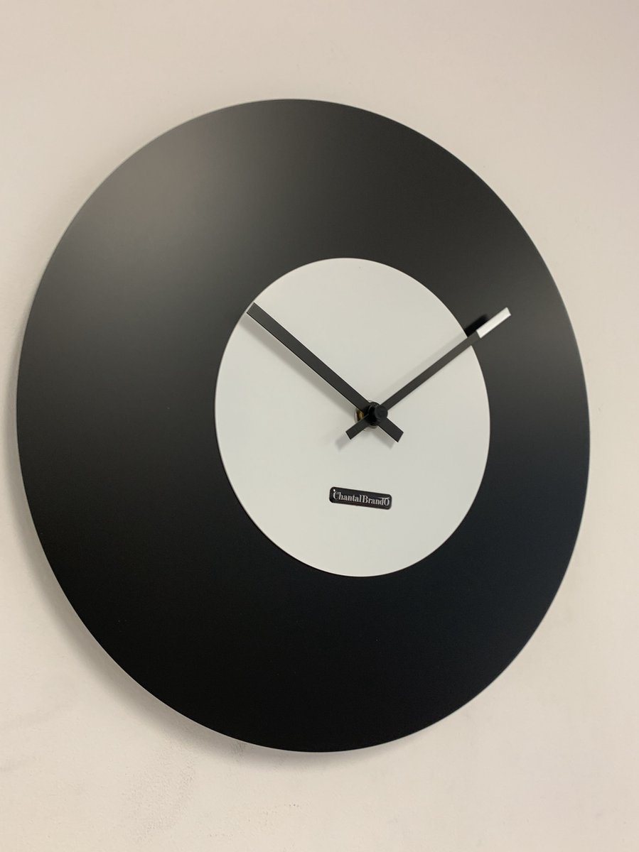 Wandklok ChantalBrandO MISTRAL BLACK & WHITE -- MODERN DESIGN --