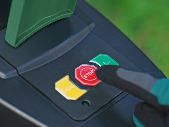 Bosch AXT 25 D Hakselaar - 2.500 W - Incl. 53 L opvangbak en aanduwstok van Bosch — afbeelding 3