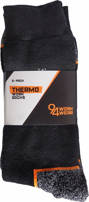 Verpakking van twee paar zwarte werksokken. Tekst "THERMO WORK SOCKS" en "94 WORKWEAR".