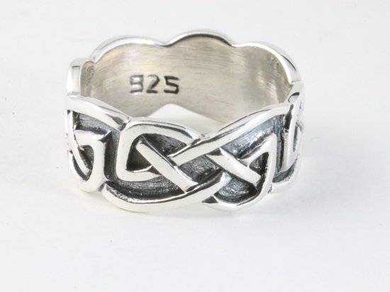 Zware zilveren ring met Keltische knoop - maat 22