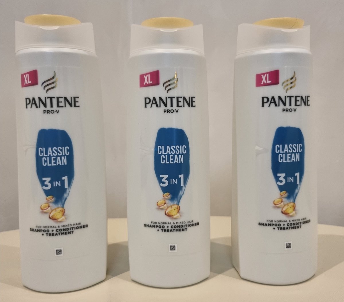 Pantene Pro-V Classic Clean 3-in-1 Shampoo 3x450ml