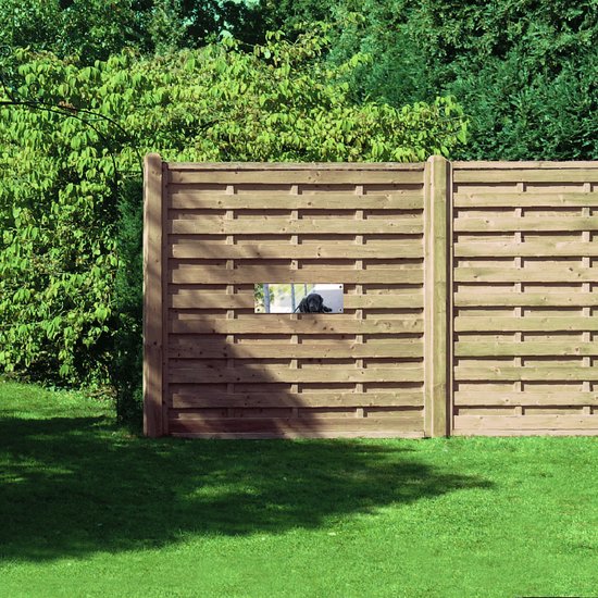 WallClassics - Poster de jardin – Chien allongé sur le trottoir – 60 x 20 cm Photo sur poster de jardin (décoration murale pour extérieur et intérieur)