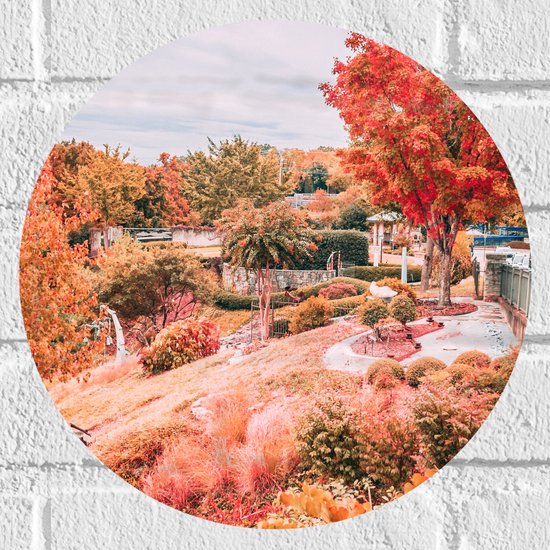 WallClassics - Muursticker Cirkel - Kleurrijk Natuurgebied - 30x30 cm Foto op Muursticker