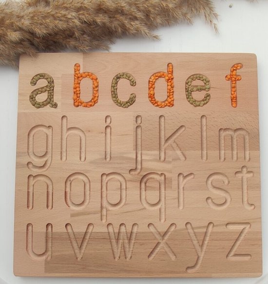 Foto: Abc alfabet houten traceerbord leren schrijven montessori