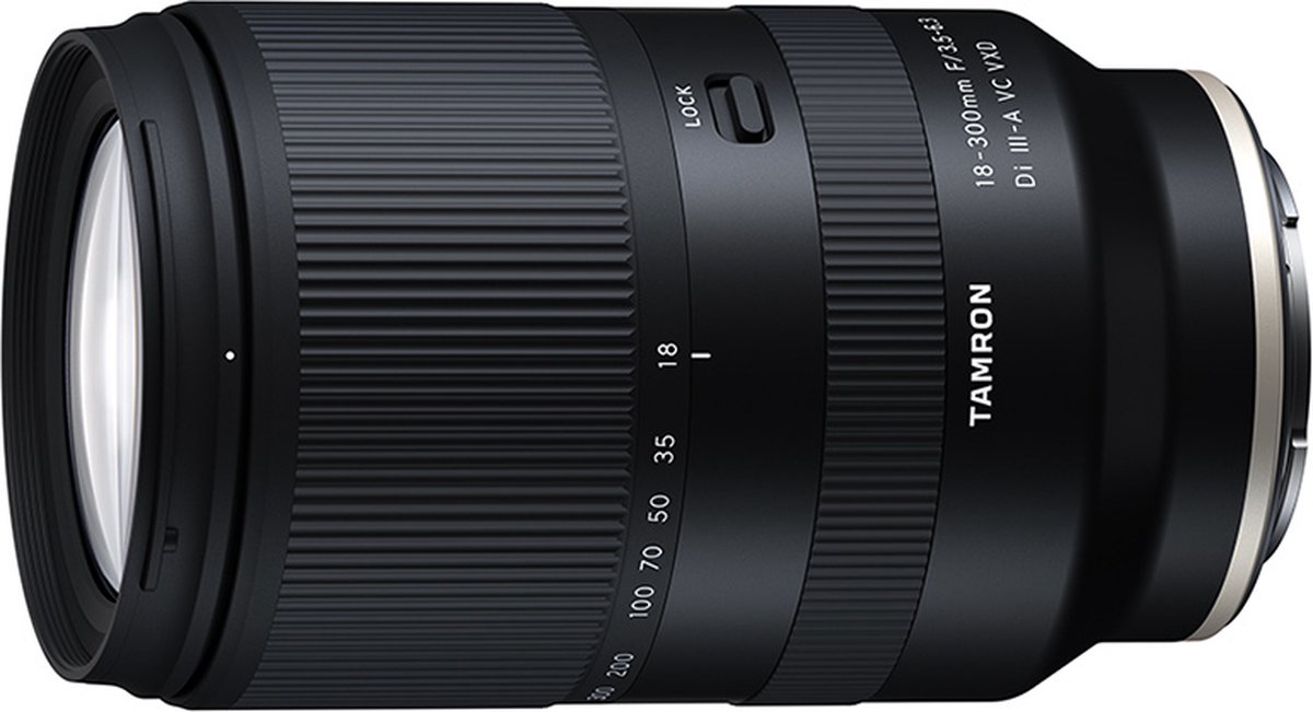 Tamron 18-300mm III-A Fuji X