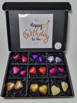 Hartjes Box met Chocolade Hartjes & Mystery Card 'Happy Birthday' met persoonlijke (video) boodschap | Valentijnsdag | Moederdag | Vaderdag | Verjaardag | Chocoladecadeau | liefdevol cadeau