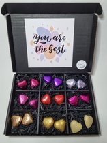 Hartjes Box met Chocolade Hartjes & Mystery Card 'You are the Best' met persoonlijke (video) boodschap | Valentijnsdag | Moederdag | Vaderdag | Verjaardag | Chocoladecadeau | liefdevol cadeau
