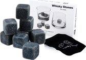 Intirilife granieten whiskey stenen in STONE GREY - 9 stuks herbruikbare granieten ijsblokjes met opbergzakje perfect voor whisky - koelstenen koelblokjes whiskey stenen