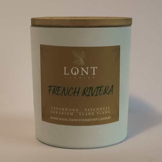 LONT candles - sojawas geurkaars - French Rivièra - cedarwood, patchouli / geranium, ylang ylang - vrij van chemicaliën en ftalaten - handgemaakt - wit - 520 gram