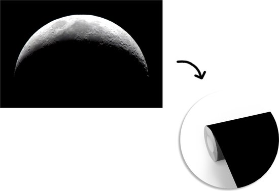 Croissant de lune dans le ciel sur l'Espagne fotobehang