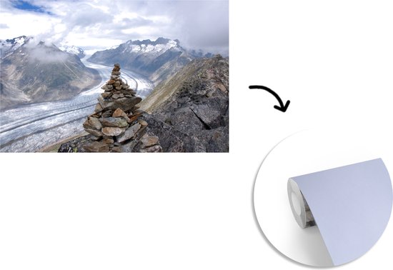Le glacier d'Aletsch en Suisse avec des pierres empilées au premier plan papier peint photo vinyle 420x280 cm - Tirage photo sur papier peint