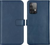 Selencia Hoesje Geschikt voor Samsung Galaxy A52 (4G) / A52s / A52 (5G) Hoesje Met Pasjeshouder - Selencia Echt Lederen Bookcase - Blauw