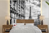 Behang - Fotobehang Eiffeltoren - Parijs - Zwart - Breedte 280 cm x hoogte 280 cm
