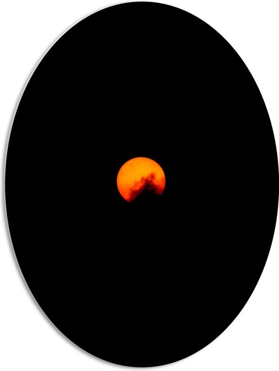 WallClassics - PVC Schuimplaat Ovaal - Rood Oranje Zon - 51x68 cm Foto op Ovaal (Met Ophangsysteem)