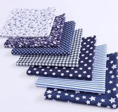 Pakket van 7 lapjes stof - verschillende designs - blauw - donker blauw - 24 x 25 cm - quilt - patchwork - poppen kleertjes
