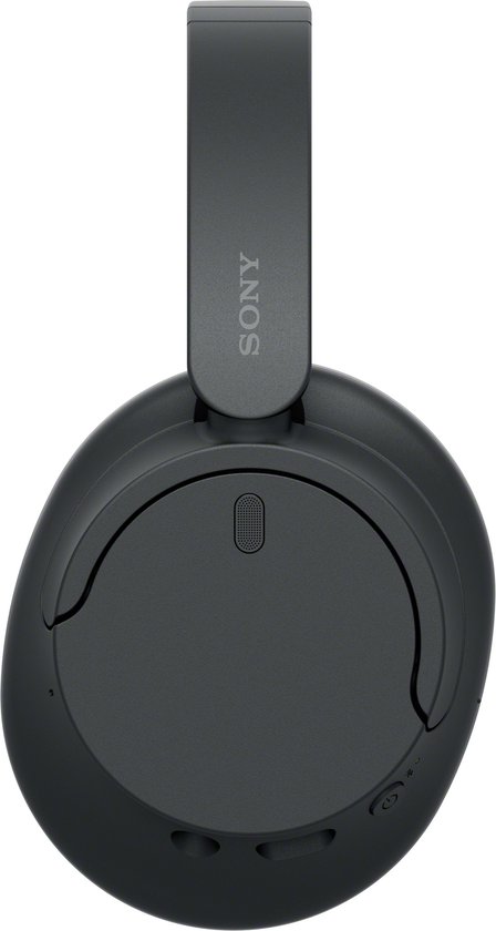 Zwarte Sony koptelefoon, detail van oorschelp.