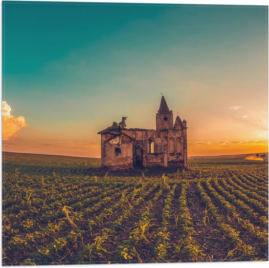 WallClassics - Drapeau - Vieux Kasteel à la Campagne avec Coucher de Soleil - 50x50 cm Photo sur Drapeau Polyester