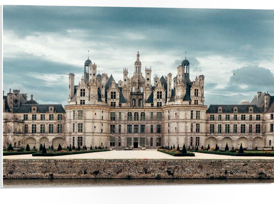 WallClassics - PVC Schuimplaat - Kasteel van Chambord - Frankrijk - 75x50 cm Foto op PVC Schuimplaat (Met Ophangsysteem)