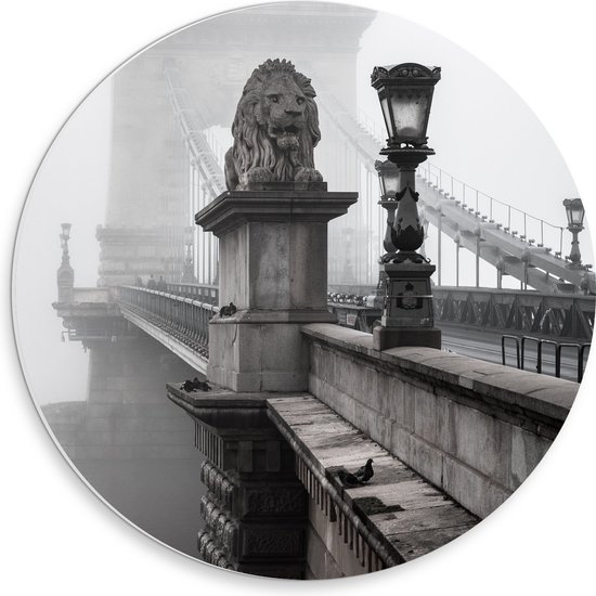 WallClassics - PVC Schuimplaat Muurcirkel - Kettingbrug over het Water - Boedapest - 30x30 cm Foto op Muurcirkel (met ophangsysteem)