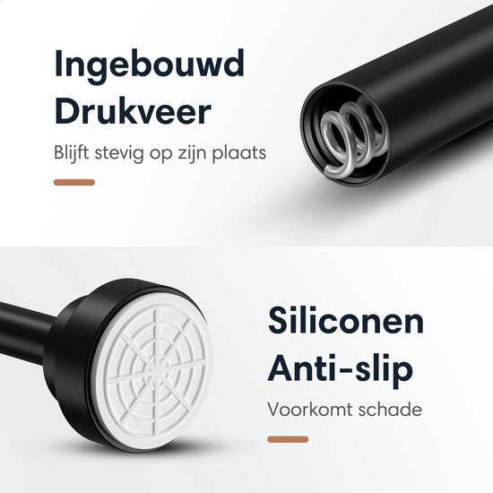 Zwarte gordijnroede met ingebouwde drukveer en siliconen anti-slip kopstuk.