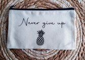 Etui voor medicatie | IVF never give up | Gebroken wit