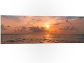 PVC Schuimplaat - Zonsondergang in de Middelandse Zee met Rustige Golven - 120x40 cm Foto op PVC Schuimplaat (Met Ophangsysteem)