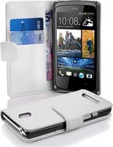 Cadorabo Hoesje geschikt voor HTC Desire 500 in MAGNESIUM WIT - Beschermhoes van getextureerd kunstleder en kaartvakje Book Case Cover Etui