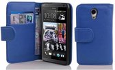 Cadorabo Hoesje voor HTC Desire 700 in KONINGSBLAUW - Beschermhoes van getextureerd kunstleder en kaartvakje Book Case Cover Etui