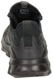 Zwarte Ecco sneaker, achteraanzicht met logo op de tong en achterpand.