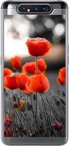 Geschikt voor Samsung Galaxy A80 hoesje - Rode Klaprozen tegen zwarte met witte achtergrond - Siliconen Telefoonhoesje