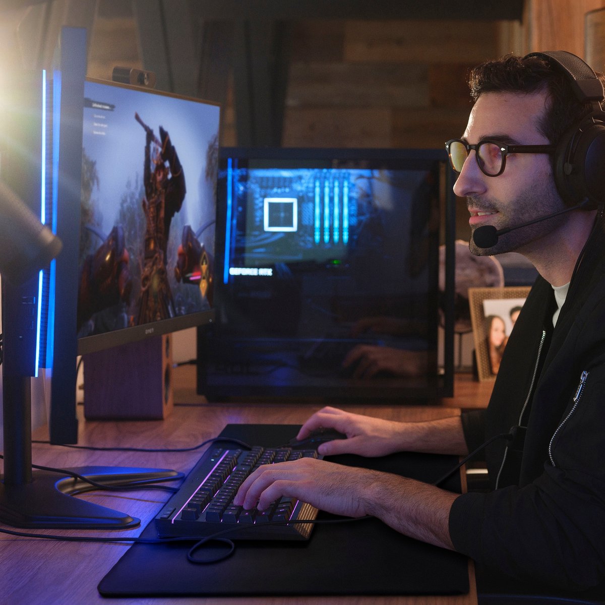 HP OMEN 40L GT21-0980nd - Gaming PC - Ryzen 9 5900X - 32 GB RAM - 1 TB SSD - RTX 4070 thumbnail 6