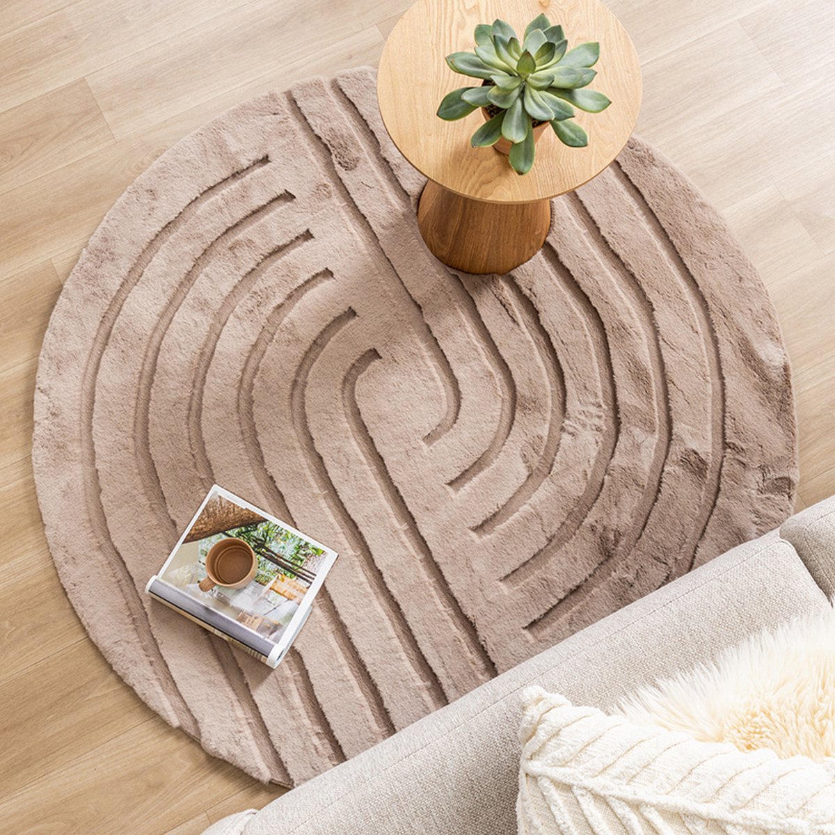 FRAAI Rond hoogpolig vloerkleed - Carvy Curves Taupe - Ø 230cm