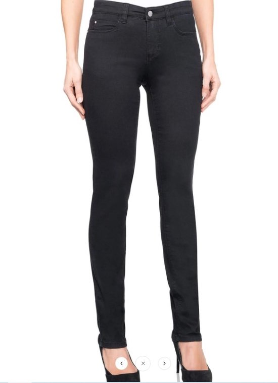 Merkloos - Jeans stretch/corrigerend - Straight fit - Normale heuphoogte - Maat 40 (w) en 32 (82cm l) - Zwart - 5 pocket