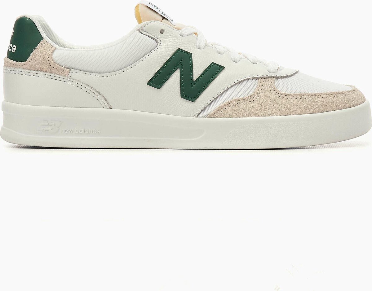 Witte New Balance Sneakers 300 bol