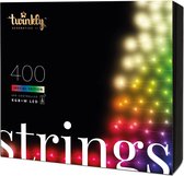 BERKATMARKT - Twinkly Strings – App-gestuurde LED Lichtsnoer met 400 RGB + W (16 Miljoen Kleuren + Warm Wit) LED's. 32 Meter. Zwarte Draad. Binnen en Buiten Slimme Verlichting Decoratie [Energieklasse A+]