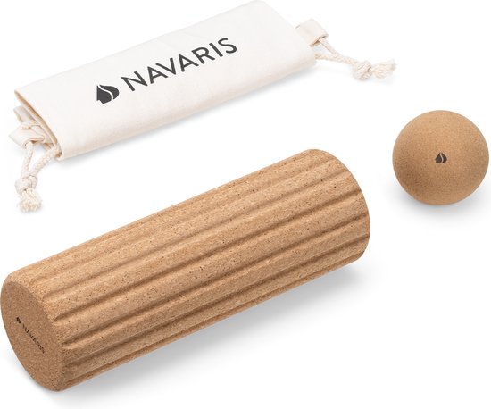 Navaris 2-delige kurken massageset - Bevat fasciaroller en massagebal - Kurken rollers voor rug en spieren - Voor zelfmassage van spieren en fascia