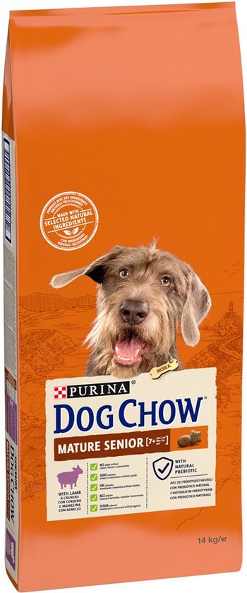 Oranje zak hondenvoer met een afbeelding van een hond, Purina Dog Chow Mature Senior met lam, 14 kg.