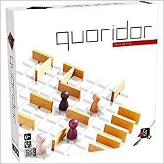 Doos van het spel Quoridor met houten blokken en pionnen, '8+' op de voorkant.