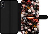 Bookcase Geschikt voor iPhone X telefoonhoesje - Lippen - Bloemen - Verf - Oranje - Kunst - Abstract - Oude meesters - Met vakjes - Wallet case met magneetsluiting