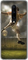 Geschikt voor OnePlus 7 Pro hoesje - Een illustratie van een voetballer die tegen de bal schopt - Jongens - Jongetje - Kids - Siliconen Telefoonhoesje