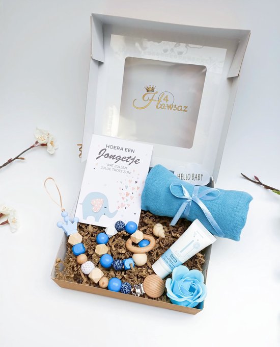 Kraamcadeau voor meisjes - Naïf verzorging - Baby rammelaar - Baby bijtring - Babybox - Baby cadeau - Babyversorging - Hydrofiel doek - Babyshower - Geboortecadeau - Babyspeelgoed - Baby kado - Babypakket - Babygeschenkset - Geboortekaartje