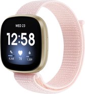 By Qubix geschikt voor Fitbit Versa 3 & Sense 1 - Sport loop nylon bandje - Lichtroze Smartwatchbandje bandje Armband Polsband Strap Band Watchband
